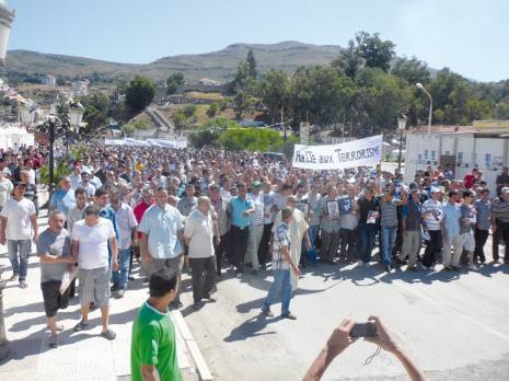Imposante marche contre le terrorismeAttentats répétés à Azeffoun