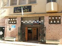 Vers la création de 