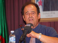 ملتقى علمي حول سيدي لخضر بن خلوف (20 إلى 26 أوت 2013): مستغانم تحتفي بأمير شعراء الأدب الشعبي الجزائري