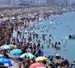 عين تموشنت: توافد مليون و 900 ألف مصطاف على الشواطئ هذه السنة