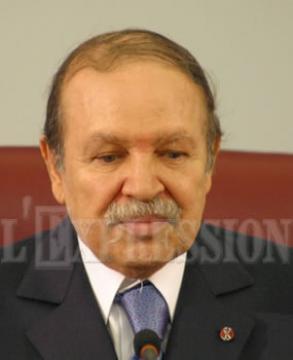 Bouteflika avance la rentrée