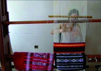 Le village d'Aït Hichem rend hommage à ses tisseuses de tapis