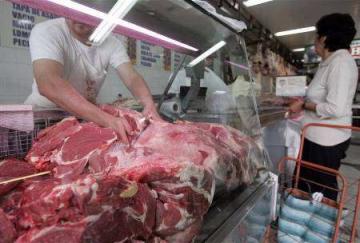 جزار يقتل شابا ويدخل شقيقه الإنعاش في بومرداس خلاف حول دين ينتهي بجريمة قتل