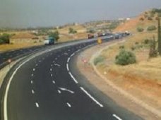 ورقلة عدة مشاريع لطرقات سيتم إستلامها قريبا