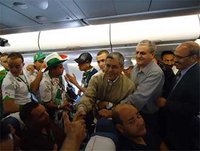 Alger-Johannesburg :  Neuf heures dans les airs avec les supporters