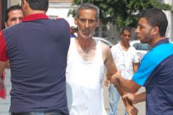 جريح، إغماءات، محاولات انتحار واشتباكات أمام بلدية درڤانة بالعاصمة سكان حي درڤانة يطالبون بتوضيح حول استثنائهم من إحصاء المعنيين بالترحيل