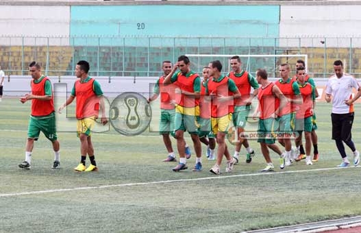 JSK : Aït Djoudi remobilise ses troupes et met les bouchées doubles avant l'USMA