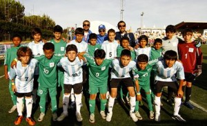 آفاق غليزان تمثل الجزائر بملعب وامبلي في لندن