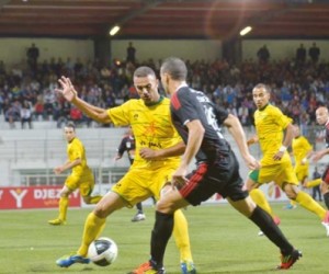 الجولة الثانية للبطولة المحترفة الأولى : مباراة كبيرة بين شبيبة القبائل واتحاد العاصمة