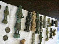 عين الدفلى/ مهربو قطع أثرية نادرة في 