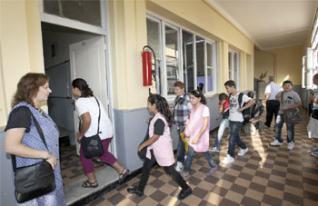 Rentrée scolaire 2013-2014 : conférence nationale pour vérifier les derniers préparatifs