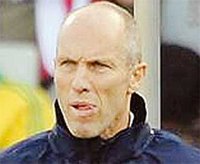 Bob Bradley (états-Unis) :  « La sélection algérienne est talentueuse, mais nous devons gagner »