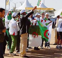 De Paris à l'Afrique du Sud :  Les fans algériens en force