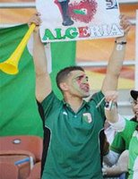 Les fans algériens envahissent Pretoria : Rencontre avec d'anciens joueurs
