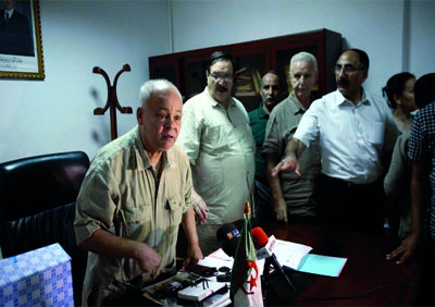 Le bras de fer se poursuit