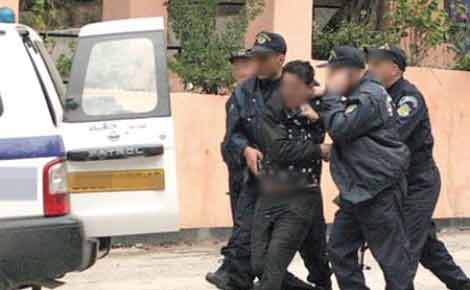 جرحى في معركة بالسيوف في قلب مدينة بريكة بباتنة