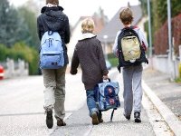 Le port de cartables lourds, responsable des scolioses chez les écoliers (spécialistes)