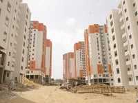 Réalisation de logements et d'équipements publics Sellal veut impliquer davantage les entreprises algériennes