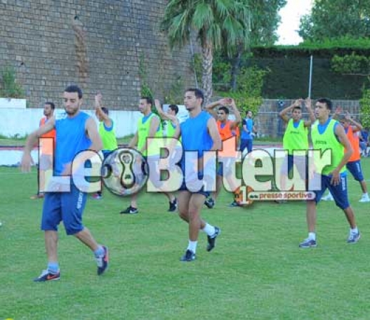 WAT : Après trois journées de championnat : Neghiz décortique les Bleu et Blanc