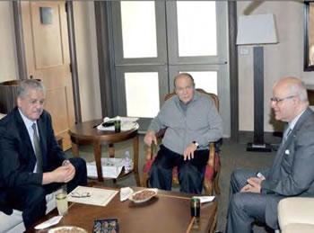 Les Algériens soulagés LE PRESIDENT BOUTEFLIKA REPREND NORMALEMENT SES ACTIVITES