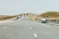 En panne quelque part entre Bouira et Chelghoum Laïd !