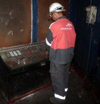 Les travailleurs bénéficient d'une augmentation de 16% sur le salaire de base Signature d'un pacte social entre le syndicat et l'administration d'ArcelorMittal