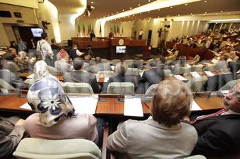 Les futurs chantiers de l'APN REVISION DE LA CONSTITUTION, LOI DE FINANCES 2014...