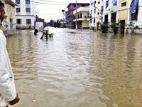 طوارئ بعدة ولايات إثر الإضطرابات الجوية.. قتلى وخسائر مادية.. وأم البواقي منطقة منكوبة