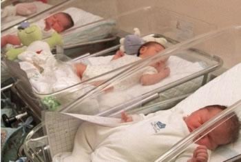 Le drame des femmes dans les maternités MANQUE DE STRUCTURES D'ACCUEIL, MAUVAISE PRISE EN CHARGE...