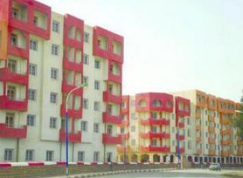 سكان فلفلة يعتصمون أمام مقر الولاية ويهددون بالانتحار والي سكيكدة يأمر بإعادة النظر في أسماء المستفيدين