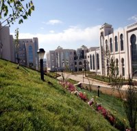 Sellal inaugure le rectorat du nouveau pôle universitaire de Médéa