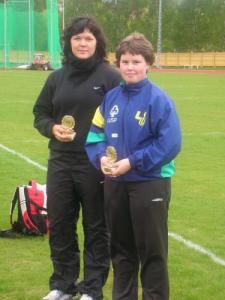 LES DEUX AMINA SE SE PREPARENT POUR LES CM JUNIORS