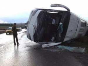 قتيل و36 جريحا في انقلاب حافلة بورقلة