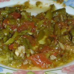 Salade de tomates et poivrons fris