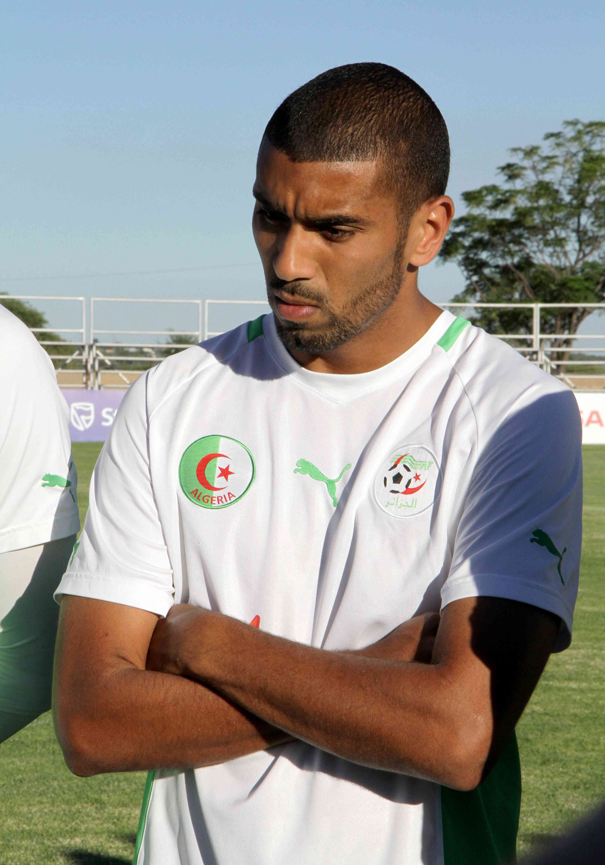 لموشية في طريقه لحمل ألوان شبيبة القبائل وآيت جودي يطالب بنقاط بجاية