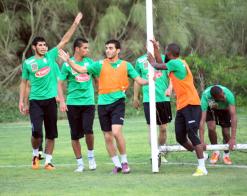 غيغر يريد قطع ألسنة المنتقدين ضد 