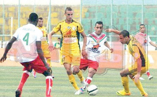 ش القبائل 1 ش.بجاية 0 : إيبوسي يهدي نقاط الداربي ل «الكناري» والبجاوي لايزال يعاني