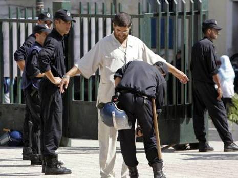Un citoyen torturé dans un commissariat !