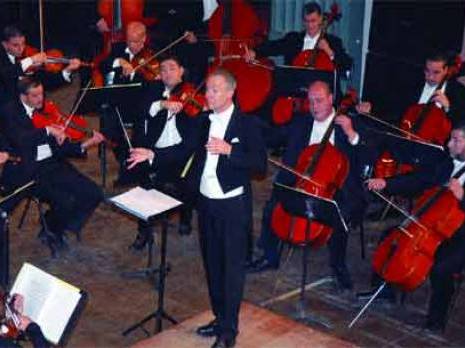 L'Orchestre symphonique national triomphe