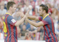 A l''tranger FC Barcelone / Messi bless' ' la cuisse droite