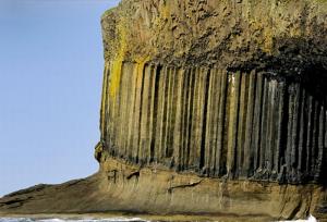 والجبال أرساها متاعاً لكم