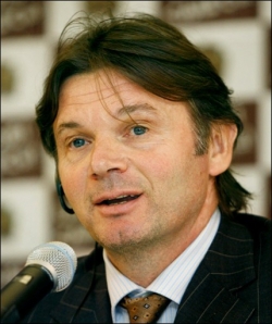 CAN 2012, Algérie - Troussier est « intéressé » par le poste