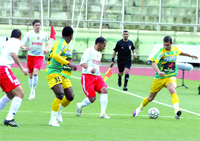 La JSK seule aux commandes Football, championnat de Ligue 1