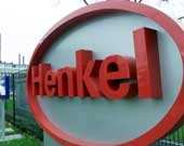 Henkel distribue des trousseaux aux élèves