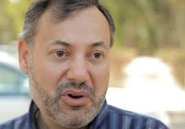 أحمد منصور: 