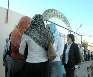 اختطاف طالبة من ساحة الثانوية بمستغانم