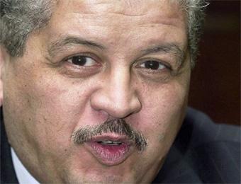 سلال يشدد على ضرورة الاستثمار في العنصر البشري دشن جناحا في الجامعة ب 2000 مقعد بتبسة