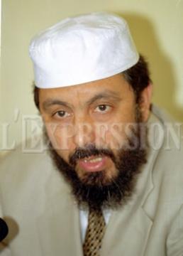 Djaballah avance ses pionsREVISION DE LA CONSTITUTION ET ELECTION PRESIDENTIELLE DE 2014