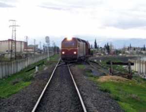 في انتظار انجاز الجسر المنشود بين حي العالية ووسط بسكرةسائقو العربات يتذمرون