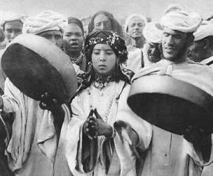 التقاليد الشاوية عند الرجل والمراة.